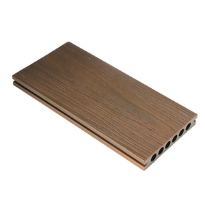 Échantillon Gratuit - Revêtement de Sol Extérieur en Composite Coextrudé Antidérapant, Imperméable, Résistant aux UV, <span class=keywords><strong>Couleur</strong></span> <span class=keywords><strong>Teck</strong></span>, 140*23mm, Lisse, à Clipser - Product Image 4
