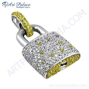 Colgante unisex de lujo en plata 925 con incrustaciones de micro pavé de cristales blancos y amarillos, chapado en oro de 18K, para uso diario. - Product Image 3