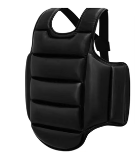 Protège-poitrine de boxe en PU noir pour hommes, équipement de protection réglable et respirant, gilet d'entraînement pour les arts martiaux - Product Image 3