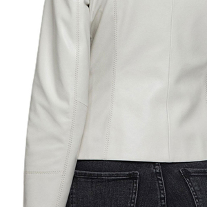 Veste en cuir pour femme, nouvelle collection, couleur unie, col carré, fermeture éclair, style simple, longueur courte, pour l'hiver, prix avantageux - Product Image 2