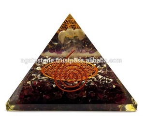 Pyramide d'ange sculptée en agate grenat rouge, décoration d'intérieur, origine européenne, vente en gros - Product Image 6