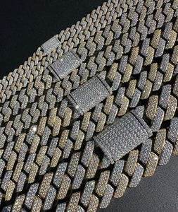 Superbe chaîne en or rose blanc 14 carats avec diamants moissanite Chaîne de ventre de beauté inégalée pour fête ou cadeau - Product Image 1