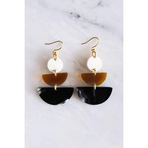 Boucles d'oreilles en corne de buffle faites à la main, accessoires de mode écologiques, bijoux en corne naturelle pour femmes, artisanat en pierres semi-précieuses - Product Image 2