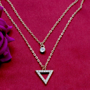 Collar de Plata de Ley 925 Chapado en Oro con Colgante Geométrico Triangular Redondo con Circonita Cúbica, Joyería al por Mayor - Product Image 4