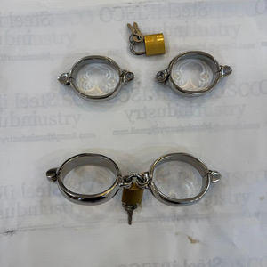 Esposas Ovaladas de Acero Inoxidable con Bloqueo de Paleta, Grilletes de Bondage, Esposas Kinky, Restricciones Metálicas Hechas a Mano para Mayor Comodidad - Product Image 2