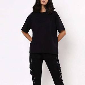 T-shirts décontractés pour femmes, écologiques, respirants, tricotés, compressés, 100% polyester, OEM, haute qualité, col en V, manches courtes, séchage rapide - Product Image 4