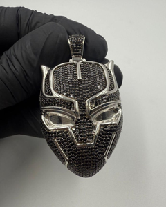 Colgante de Máscara de Pantera Negra de Plata 925 con Baño de Rodio y Moissanita, Amuleto de Lujo Temático con Incrustaciones de Piedras para Unisex - Product Image 6
