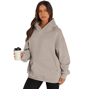 Camiseta Oversize de Mujer con Hombros Caídos, Logotipo Personalizado, Estilo Urbano, Ajuste Holgado, Algodón Pesado, Ropa Casual de Moda - Product Image 2