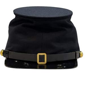 Reproducción de una gorra de caballería de la Unión Civil Estadounidense, también conocida como un kepi, con sables y un número de insignias. - Product Image 6