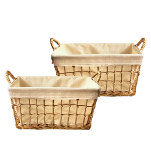 Panier de rangement en jacinthe d'eau, jonc de mer, rotin et bambou avec doublure en coton et structure métallique pour cuisine - Product Image 1