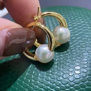 Boucles d'oreilles en or 14 carats AOKYA8-8.5MM avec perle de mer blanche, design circulaire, collection de luxe japonaise - Product Image 3