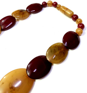 Resin <b>Beaded</b> <b>Necklace</b> with Colorful Swirls Heart Shape Handmade Fashion Jewelry for Bold Modern Party & Wedding Looks - Product Image 2