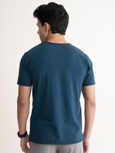 T-shirt décontracté pour homme à col rond et manches courtes, coupe classique, en jersey de coton épais teint en fil, respirant et tricoté - Product Image 4