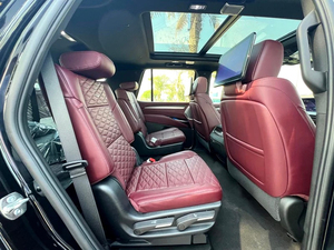 Brand New 2025 Cadil lac Esca lade Sport 7Seater 8Cylinder 4000+cc 499hp Fuel-Petrol Automatic Transmission left Steering - Product Image 4