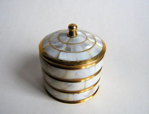 Boîte à bijoux ronde luxueuse en bois avec incrustation de nacre et incrustation d'os stockage polyvalent pour conteneur acrylique de bijoux alimentaires - Product Image 5