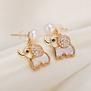 Pendientes de Perlas de Agua Dulce con Incrustaciones de Circonita, Diseño Único, Estilo Dulce y Moderno de Zhuji, Accesorios de Moda - Product Image 2