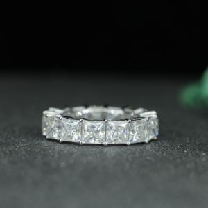 Anillo de Eternidad de Moissanita con Corte Princesa de Lujo, Plata de Ley 925, Anillo de Eternidad Completo, Anillo de Boda para Mujer, Joyería Personalizada al por Mayor - Product Image 3