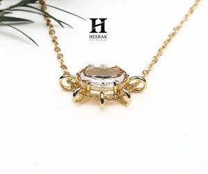 Collier personnalisé en argent sterling 925 avec pendentif ovale horizontal en pierre, couronne unique et diamant de laboratoire couleur champagne, vente en gros - Product Image 5