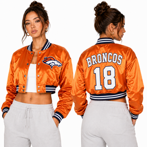 Chaqueta Varsity Corta de Satén para Mujer al por Mayor, Personalizada con Bordado de Equipo, Logotipo Frontal, Nombre y Número en la Espalda, Ropa de Moda al por Mayor - Product Image 2