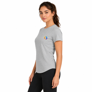 El estilo clásico le da a la camiseta de mujer un aspecto pulido con tela suave, ajuste cómodo y fácil de combinar para un uso diario informal. - Product Image 4