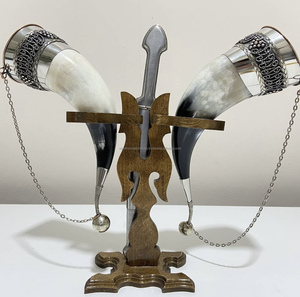 Hecho de antiguo cuerno Vikingo y cuerno de búfalo y Toro y jarras de cuerno vikingo ofrecen una visión de las costumbres consagradas por el tiempo - Product Image 6