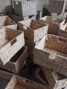 Panier en jacinthe d'eau du Vietnam, matériau en fibre végétale naturelle pour organiser les vêtements, les jouets, les serviettes, le linge et les articles ménagers - Product Image 6