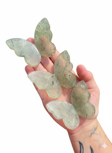 Vente en gros d'ailes de papillon 3D en préhnite naturelle, sculpture en cristal, pierre énergétique, spécimen minéral de guérison, décoration de bureau - Product Image 2