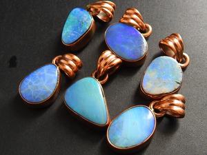 Pendentif personnalisé pour enfants, mariage, mode, troisième personne, en opale australienne doublet, serti en bélière, multi-feu, cuivre - Product Image 2