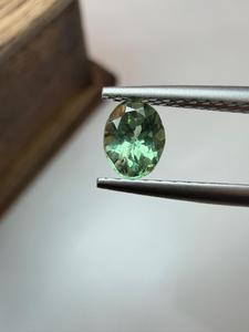 Piedra de Alejandrita Suelta, Corte Ovalado, Verde Azulado, Facetada, Gema Rara de Colección, para Joyería Fina, Piedra Natural con Cambio de Color - Product Image 1