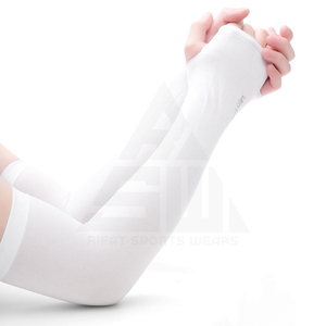 Manchons de bras roses pour femmes, protection anti-UV, légers, respirants, en Spandex et Polyester, pour le cyclisme, avec logo sur la manche droite - Product Image 3