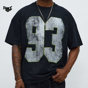 T-shirt graphique surdimensionné en coton pour homme, style usé, imprimé numéros 93, streetwear rétro Y2K, fabrication OEM ODM - Product Image 1