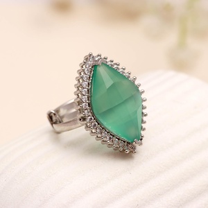 Anillo de Plata de Ley 925 con Gema Verde Menta Corte Marquesa, Joyería Nupcial, Regalo de Aniversario para Ella, Precio al por Mayor - Product Image 2