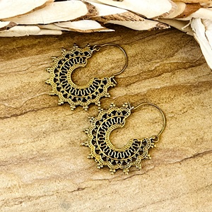 Pendientes Geométricos Tribales Favoritos del Mercado, Joyería Boho de Aro de Latón para Mujer, Acabado de Latón Antiguo, Estilo Étnico [Venta al por Mayor/OEM/ODM] - Product Image 6