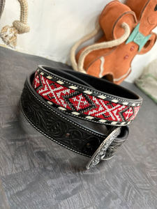 Ceinture en cuir western artisanale de qualité supérieure avec incrustation de perles rouges et blanches et boucle en argent gravée - Product Image 3