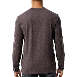 เสื้อยืดคอกลมแขนยาวผู้ชายทรงปกติสีพื้นผ้าถักลำลอง - Product Image 2