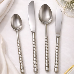 Ensemble de couverts en argent, ensemble de vaisselle haut de gamme, couverts pour dîner de mariage, ensemble de couverts pour repas raffinés, couverts pour hôtel et restaurant, style moderne - Product Image 4