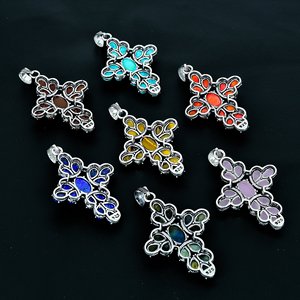 Lote al por mayor de collares con colgante de cruz de piedras preciosas chapados en plata hechos a mano, modernos, para mujer, regalo de compromiso, boda, aniversario, fiesta - Product Image 3