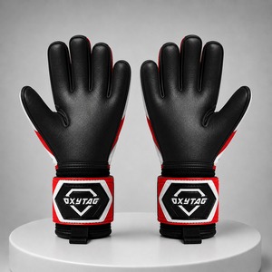 Guantes de Portero de Fútbol OXYTAG Rojos, Blancos y Negros, Transpirables, Antideslizantes, con Correa de Muñeca Ajustable - Product Image 2