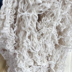 Material de Residuos de Hilo de Algodón Natural de Alta Demanda para Reciclaje y Fabricación Textil Ecológica Disponible para la Venta - Product Image 4