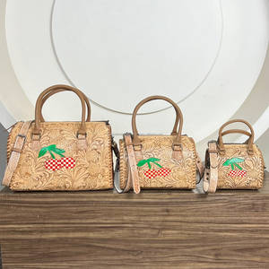Bolsos de Viaje de Cuero Genuino con Diseño Floral, Precio de Fábrica al por Mayor, Bolsos Cruzados de Moda Personalizados para Fin de Semana - Product Image 3
