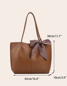 Selección de Bolsos de Mano para Mujer de Estilo Moderno, Hechos de Cuero de Alta Calidad y Disponibles en Diseños Casuales - Product Image 6