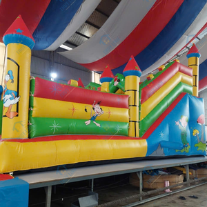 Castillo Inflable de 4m x 8m, Material de PVC, Fácil de Instalar, Ideal para Parques de Diversiones, Aplicación para Juegos, Vietnam - Product Image 3