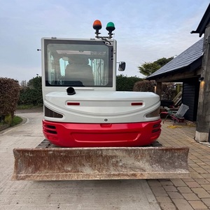 รถขุดขนาดเล็ก Takeuchi TB250-2 ระดับพรีเมียม พร้อมแรงขุดทรงพลัง ใช้งานได้อย่างมีประสิทธิภาพ และโครงสร้างที่ทนทาน - Product Image 2
