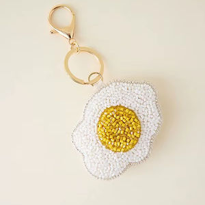 Breloques de sac brodées de perles de rocaille, styles uniques faits à la main, accessoire de mode tendance - Product Image 1