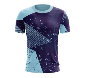 Camiseta de Fútbol Sublimada Personalizada Premium en Rojo, Blanco y Negro, Uniforme de Equipo Transpirable de Poliéster que Absorbe la Humedad, Fabricante OEM ODM - Product Image 2