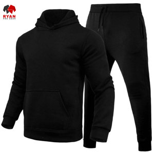 Chándal para Hombre Ryan Pro Gear, Diseño Personalizado, Tela Cómoda, Corte Regular, con Logotipo Personalizado, Cuello con Capucha - Product Image 3