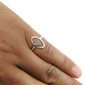 Best Quality 925 Sterling <b>Silver</b> <b>Ring</b> Comes With Round Cut Labradorite Gemstone <b>Statement</b> <b>Ring</b> Bohemian Jewelry For Women - Product Image 2