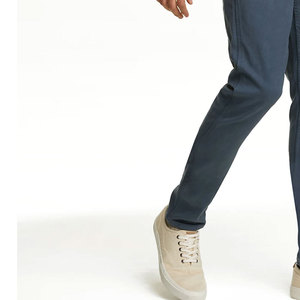 Vente en gros usine : Pantalons Hip Hop grande taille, Jeans déchirés, Jeans empilés de créateur personnalisés pour hommes, Service OEM - Product Image 6