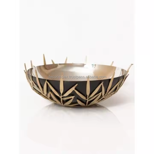 Bols de service décoratifs en aluminium coulé Bol de style unique pour la maison, la décoration intérieure et le service des aliments - Product Image 1