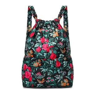 Sac à dos tendance en nylon avec cadre externe et cordon de serrage, imprimé floral, imperméable, 30-40L, léger et portable - Product Image 6